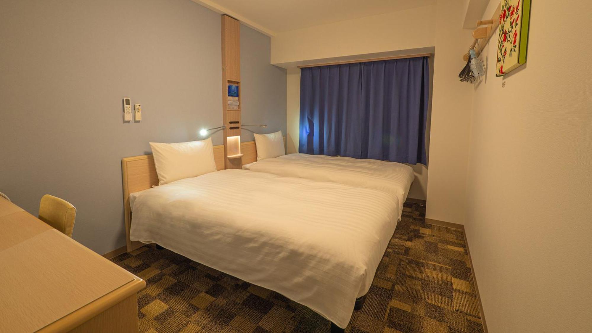 Toyoko Inn Osaka Namba Rum bild