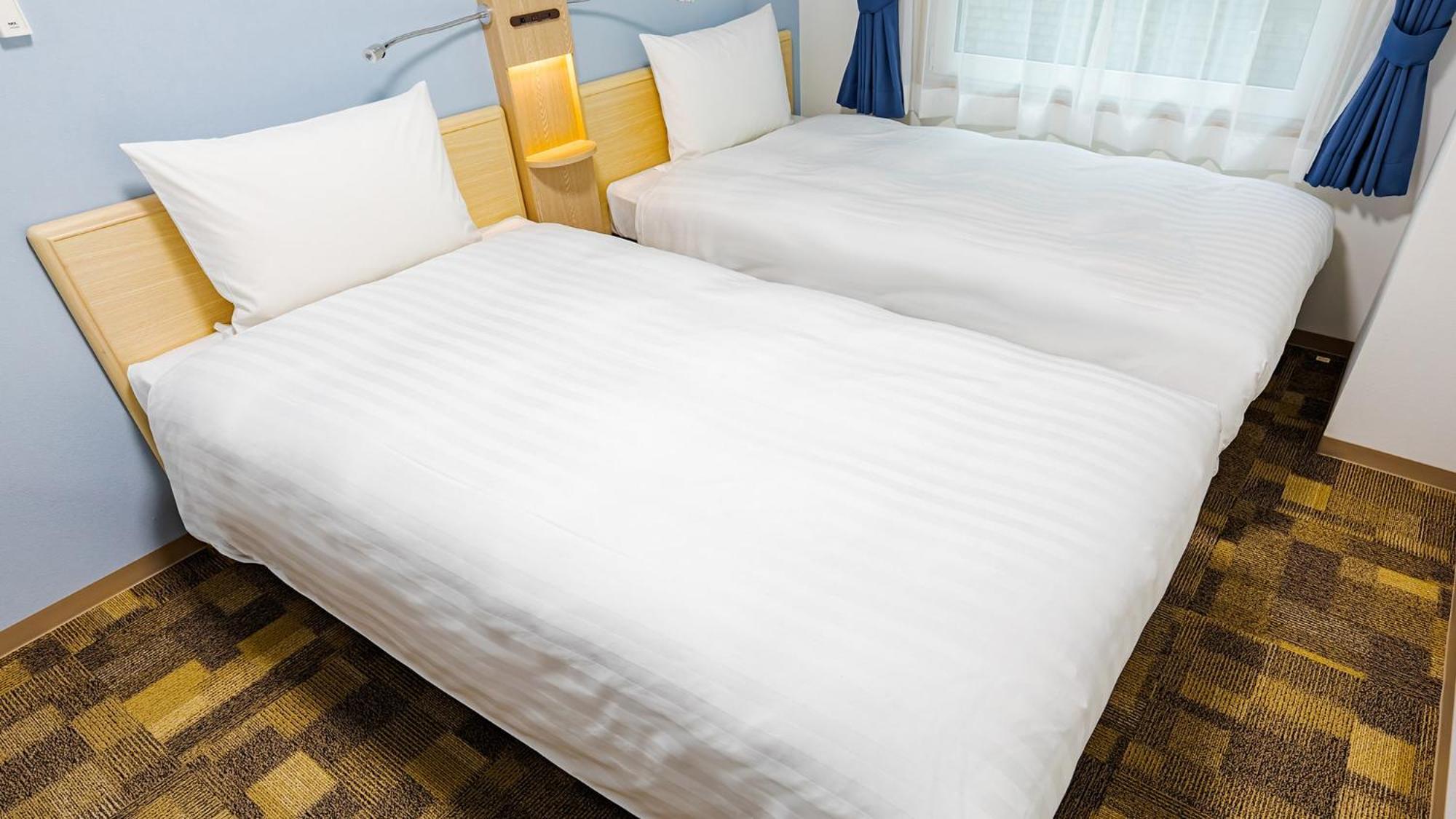 Toyoko Inn Osaka Namba Rum bild